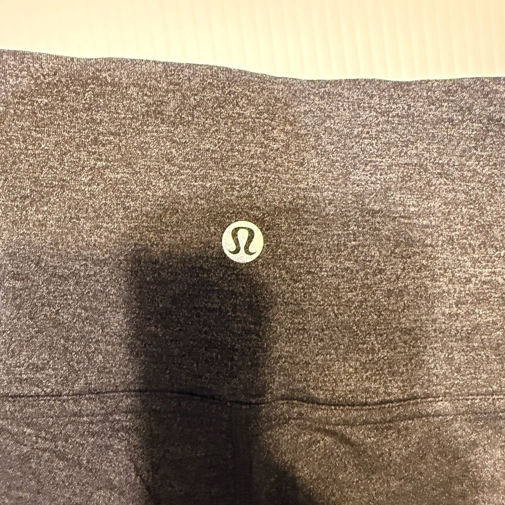 Lululemon Align Full-Length Leggings - Size 6 - Picture 2 of 5